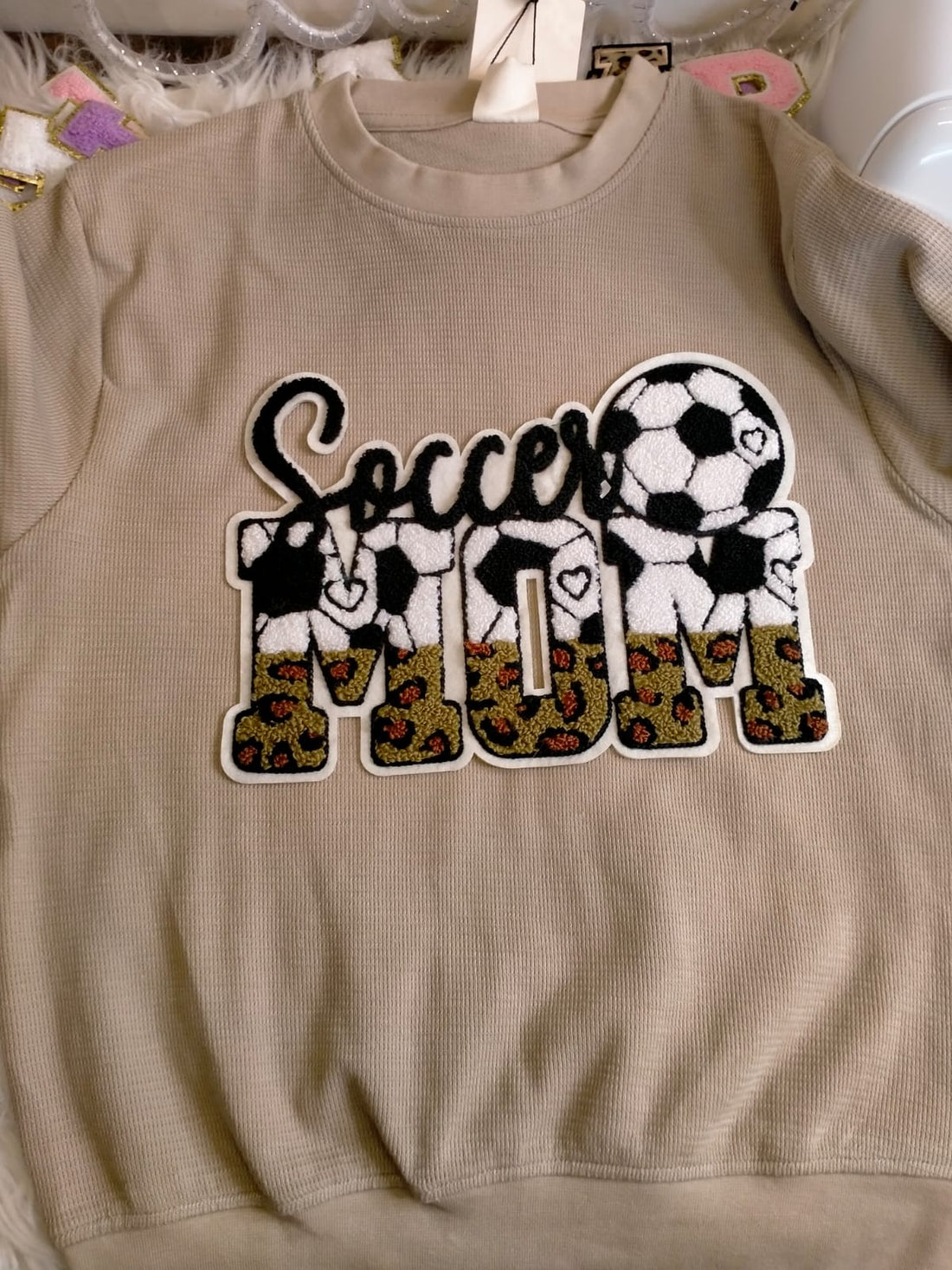 Round Neck Sweat Shirts | Sweatshirts with Custom Patches